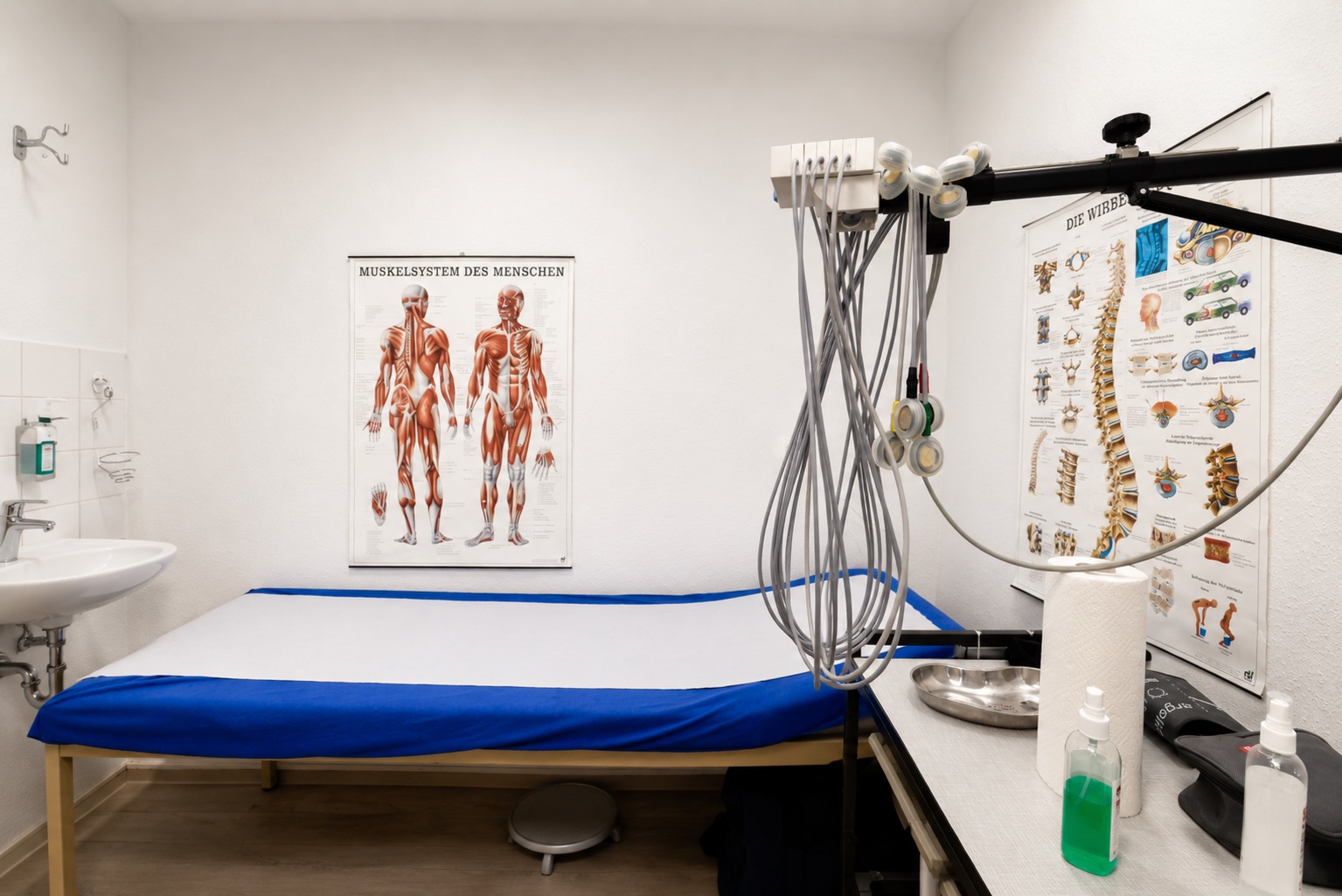 Behandlungszimmer der Praxis Virchowstrasse